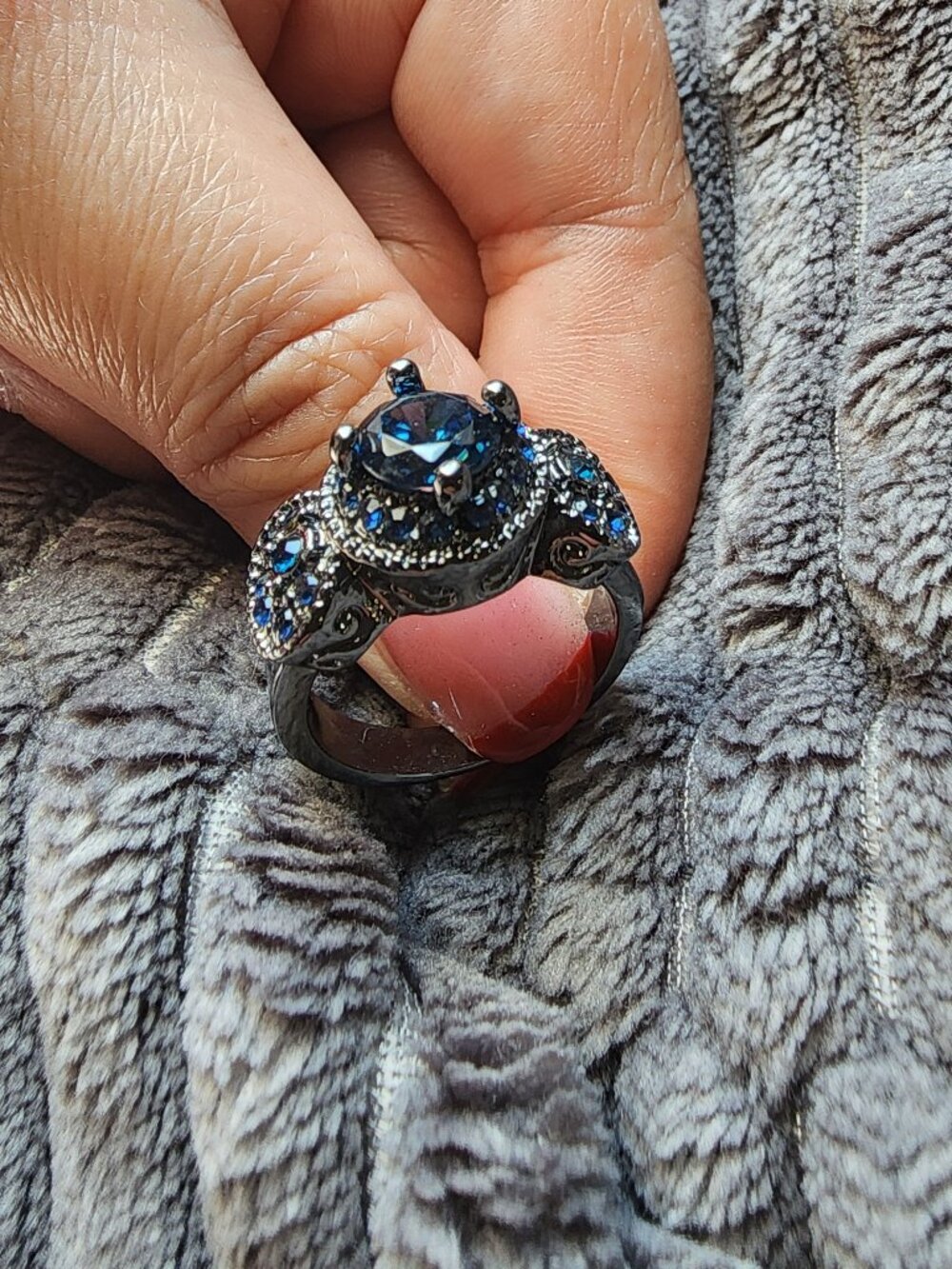 Vintage Inspired Blue Crystal Ring Elegant Silver-Tone – (Size 7)